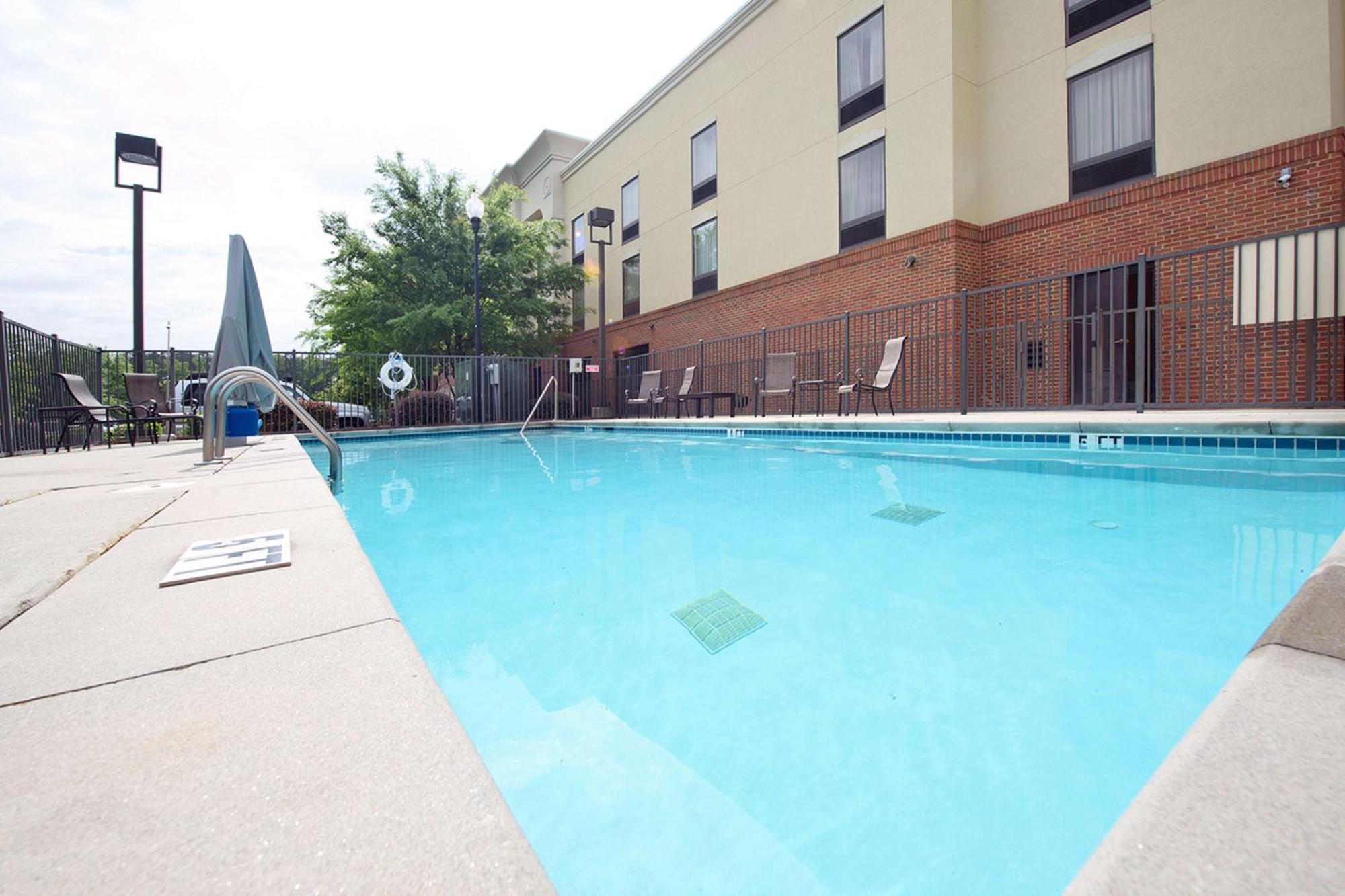 Hampton Inn Fayetteville Exteriér fotografie