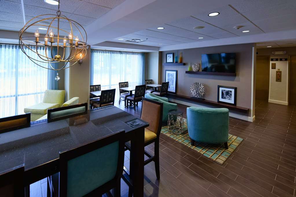 Hampton Inn Fayetteville Restaurace fotografie